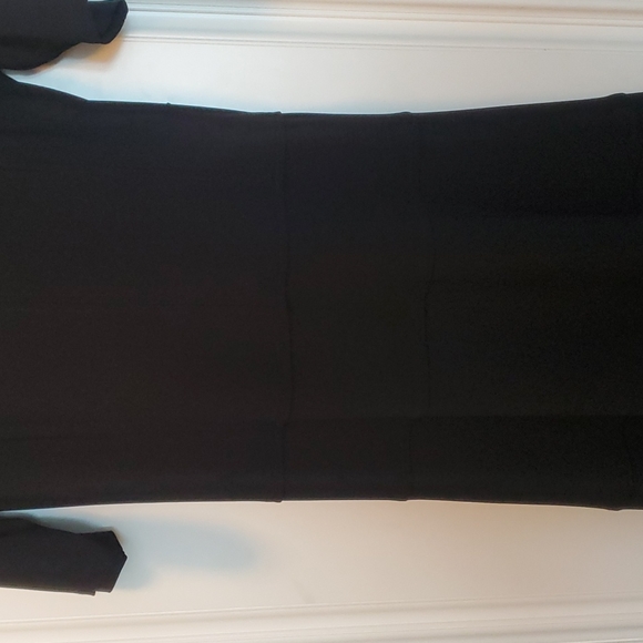 Anne Klein - Picture 3 of 8